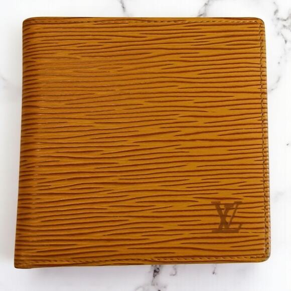 Louis Vuitton Marco Epi Leather Bifold Wallet Yellow - Picture 1 of 14